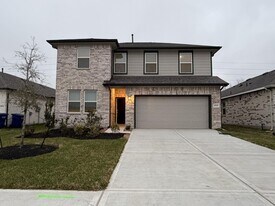 4715 Bay Vista Dr in Baytown, TX - Building Photo