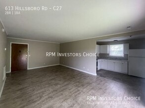 613 Hillsboro Rd in Franklin, TN - Foto de edificio - Building Photo