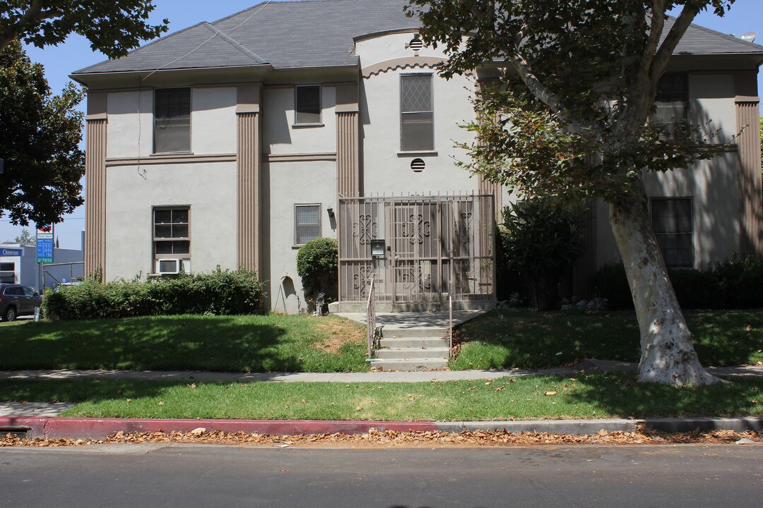 309 N Sycamore Ave in Los Angeles, CA - Building Photo