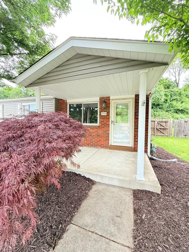 property at 705 De Haviland Dr