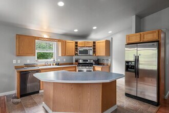 3220 S Donovan Dr in Wasilla, AK - Building Photo - Building Photo