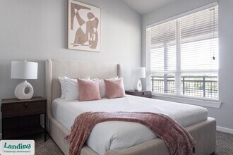 4300 Cromwell Dr, Unit 2302 in Kyle, TX - Foto de edificio - Building Photo