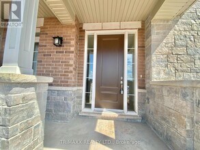 164 McGill Ave in Erin, ON - Building Photo - Building Photo