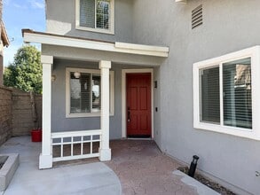7197 Birch Tree Pl in Fontana, CA - Building Photo - Building Photo