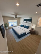 33 Weaverville Rd in Freehold, NJ - Building Photo - Building Photo