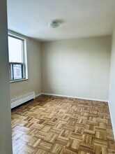 WESTLAW APARTMENTS in Toronto, ON - Building Photo - Building Photo