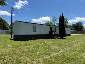 207 Closade Rd in Eubank, KY - Building Photo - Building Photo