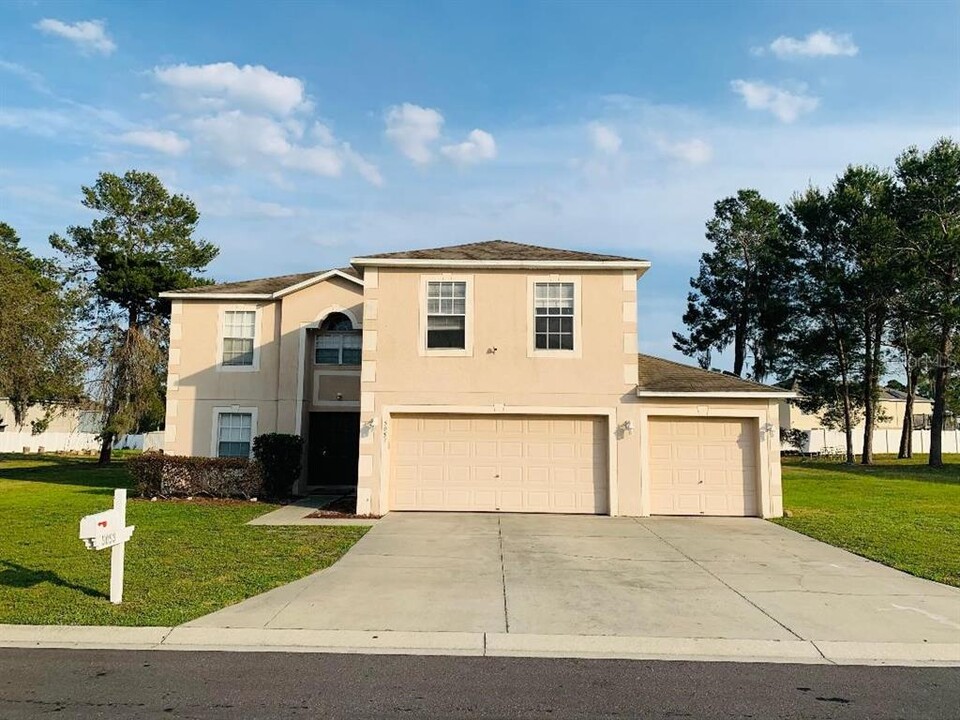 5053 Spanish Oaks Blvd in Lakeland, FL - Foto de edificio