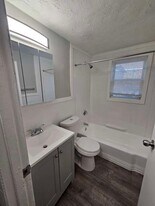 4 River St in Boston, MA - Building Photo