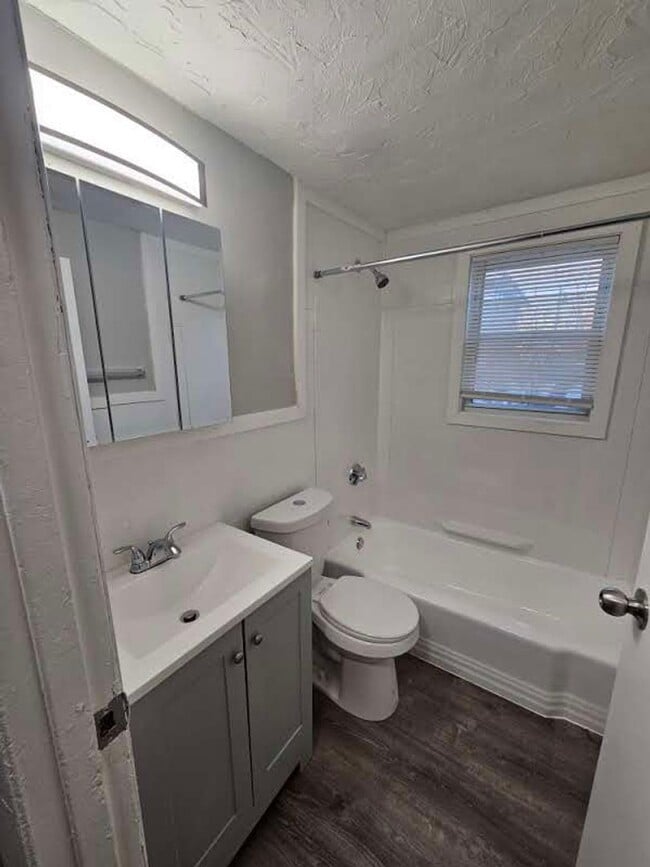 property at 4 River St