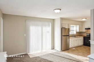 4015 Glendale Ln NW in Huntsville, AL - Building Photo - Building Photo