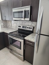 14873 SW 104th St in Miami, FL - Building Photo - Building Photo