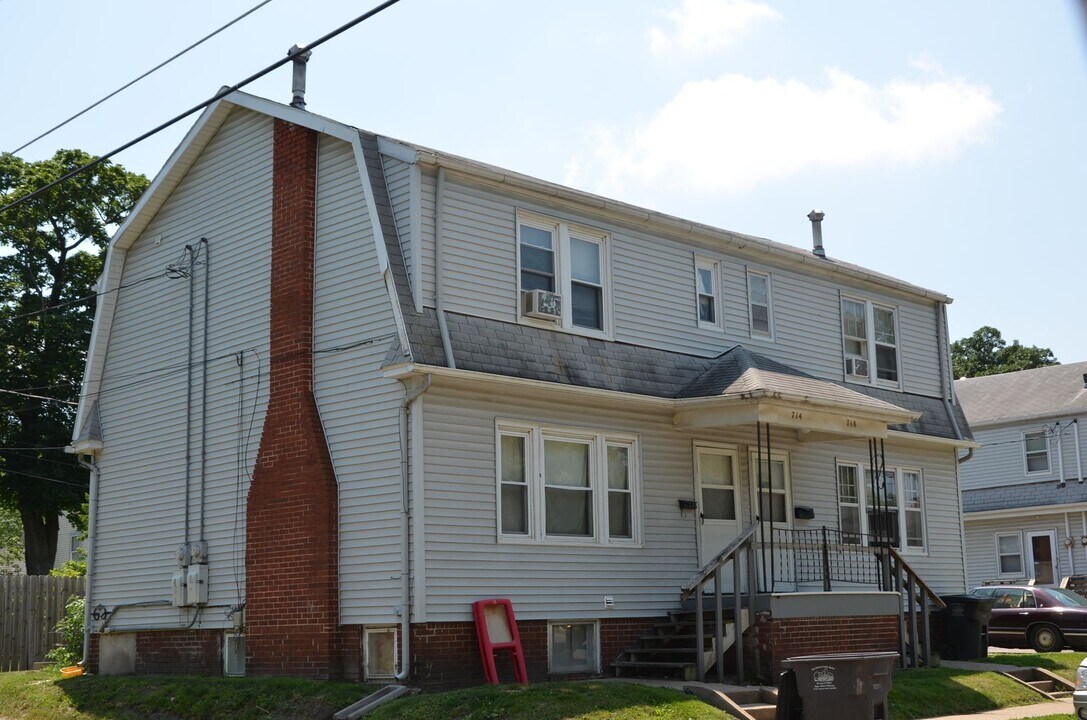 714 Jefferson Ave in Des Moines, IA - Building Photo
