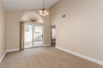 3308 Royal Glen Ct in Las Vegas, NV - Building Photo - Building Photo