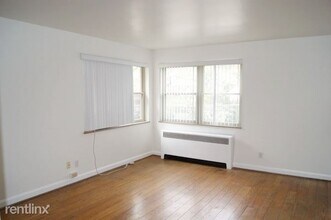 4022 Paxton Ave in Cincinnati, OH - Building Photo - Building Photo