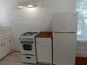 2924 Ave P 1/2, 1 in Galveston, TX - Building Photo - Building Photo