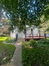 507 Center Ave in Decorah, IA - Building Photo - Building Photo
