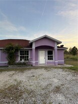 4773 Jordan Ave S in Lehigh Acres, FL - Building Photo