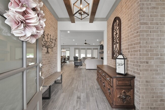 property at 2072 Laurie Darlin Dr