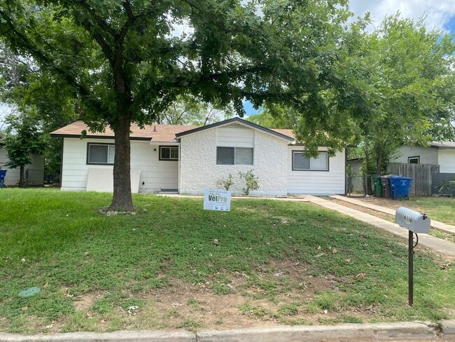 4110 Tropical Dr