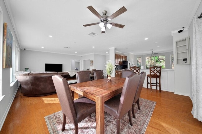 4068 TX-105 in Navasota, TX - Foto de edificio - Building Photo