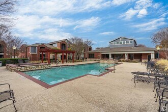 1350 Skyline Rd in Grand Prairie, TX - Building Photo - Building Photo