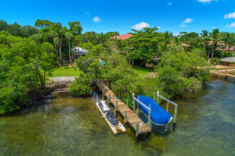 4 E Riverside Dr in Jupiter, FL - Building Photo - Building Photo