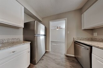 14203 Cornelia Dr in Cypress, TX - Building Photo - Building Photo