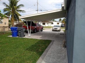 3848 SW 33rd Ct in West Park, FL - Building Photo - Building Photo