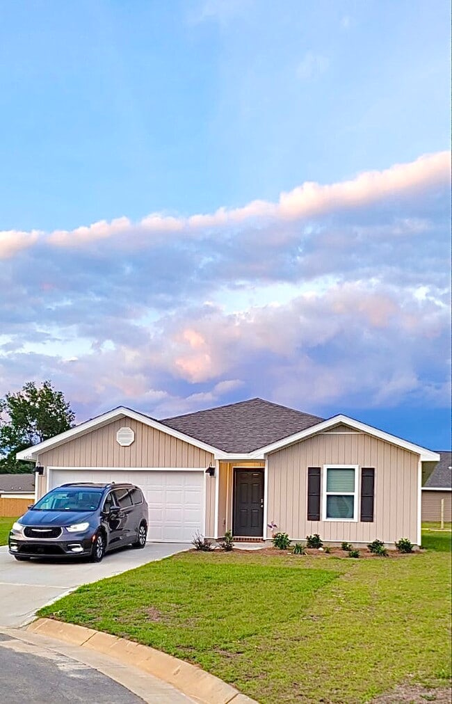 4428 White Cedar Ct in Pace, FL - Building Photo - Building Photo