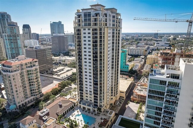 property at 300 Beach Dr NE