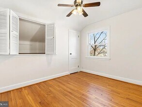 117 Lynnmoor Dr in Silver Spring, MD - Building Photo - Building Photo