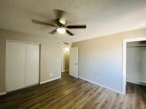 2438 E Inverness Ave in Mesa, AZ - Building Photo - Building Photo