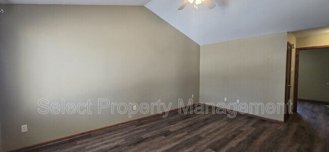 5308 Gardenview Ave in Fort Wayne, IN - Building Photo - Building Photo