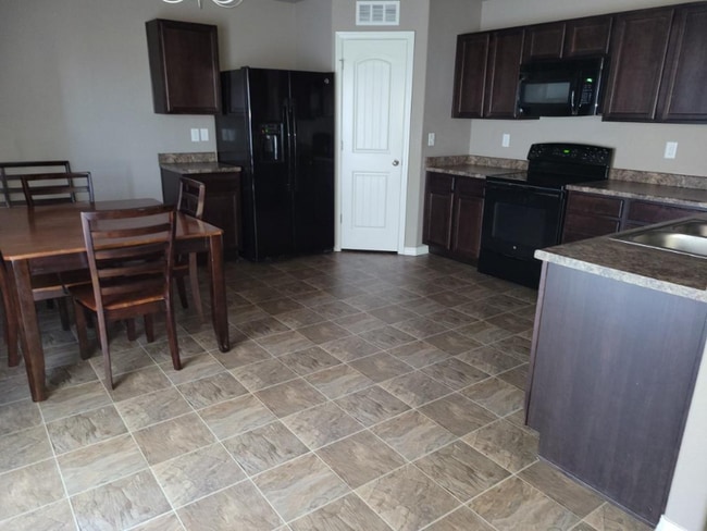 6146 Finglas Dr in Colorado Springs, CO - Building Photo - Building Photo