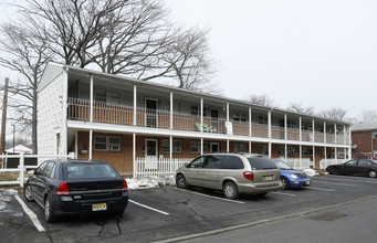 Hancock Arms Apartments in Keansburg, NJ - Building Photo - Building Photo