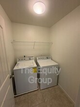914 Legend Dr in Lemoore, CA - Building Photo - Building Photo