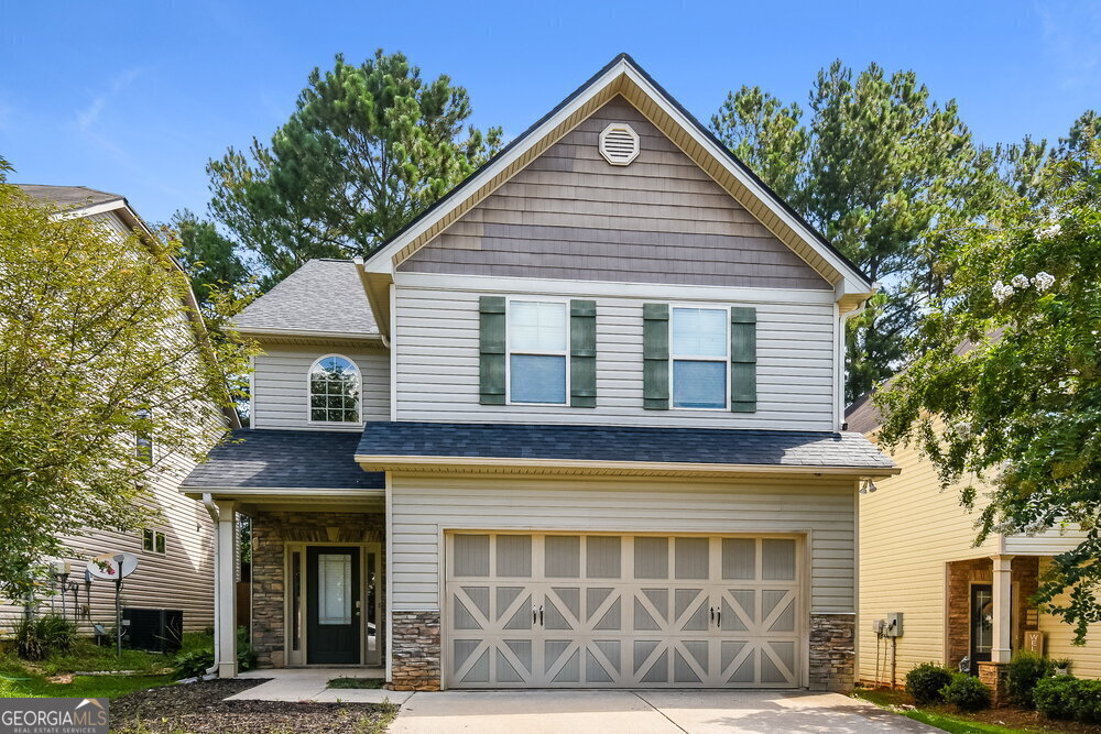 207 Bethany Manor Ct in Ball Ground, GA - Foto de edificio