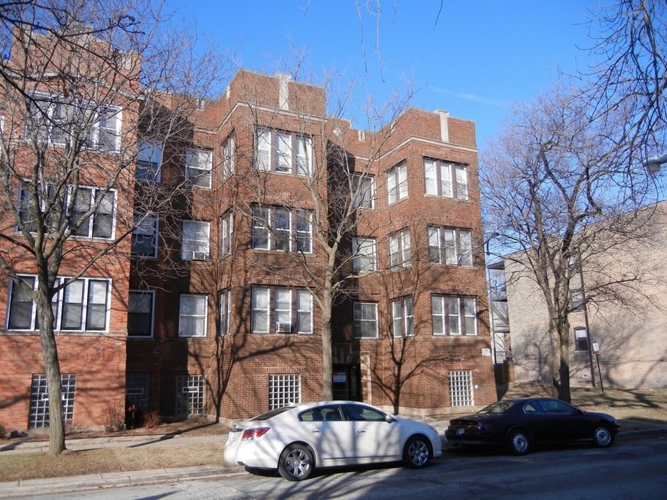 7250 S Merrill Ave in Chicago, IL - Foto de edificio