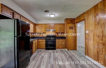 4415 Weymouth in Little Rock, AR - Building Photo - Building Photo