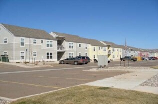 Sun Chase Village in Laramie, WY - Foto de edificio - Building Photo