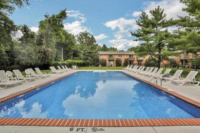 96 East Ave in Atlantic Highlands, NJ - Building Photo - Building Photo