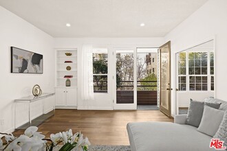 10640 Wilkins Ave in Los Angeles, CA - Building Photo - Building Photo