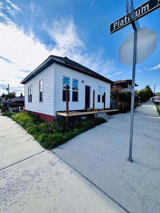 547 S Colorado St Photo