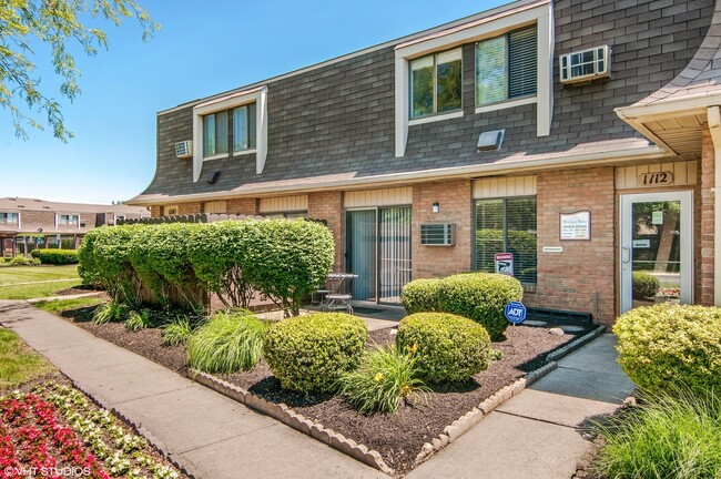 Wyndham Ridge Townhomes in Columbus, OH - Foto de edificio - Building Photo