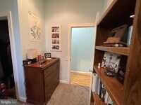 1411 W Thompson St photo'
