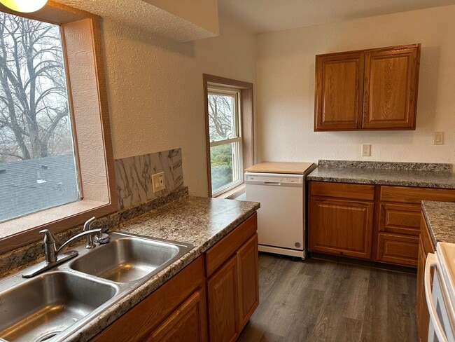 property at 810 SW 8th St