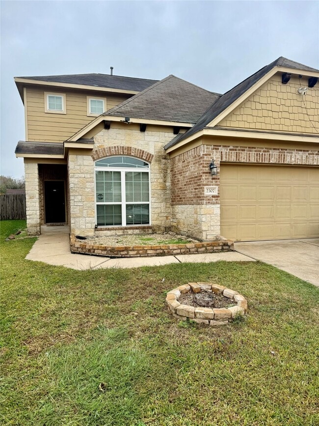 property at 2307 Cloudy Bay Dr