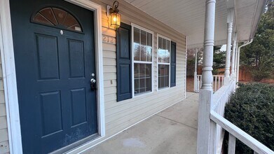 212 Walnut Creek Dr in Clayton, NC - Building Photo - Building Photo