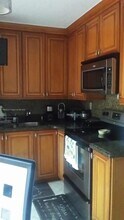 680 NW 82nd Pl in Miami, FL - Building Photo - Building Photo